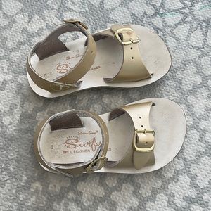SunSan Surfer Sandals - Gold
